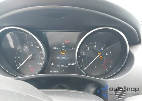 2017 Jaguar Xe 25T Premium из США, поврежденный, VIN SAJAD4BGXHA965837